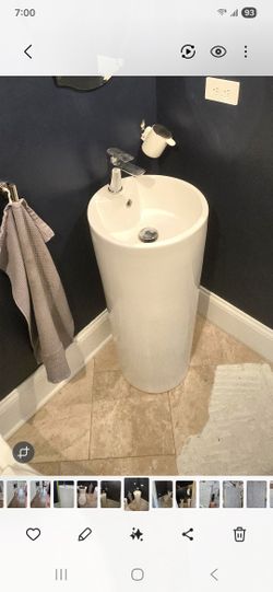 Round White Sink With Faucet