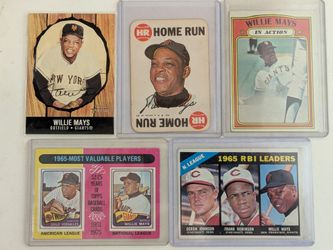 Willie Mays San Francisco / New York Giants baseball sports cards going back to 1965. All our original authentic except for #171 is new/reproduction.
