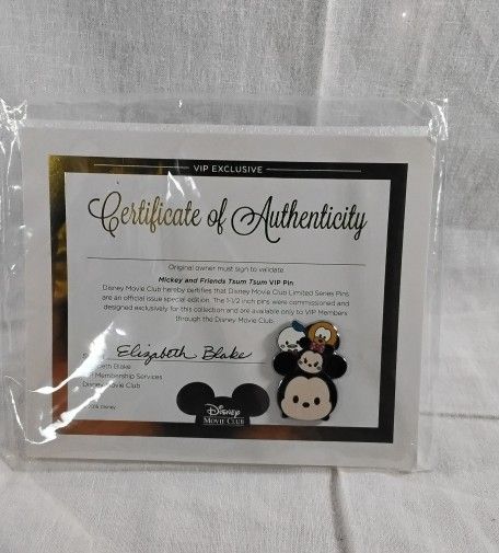 Disney Movie Club VIP Exclusive Tsum Tsum Collectible Pin