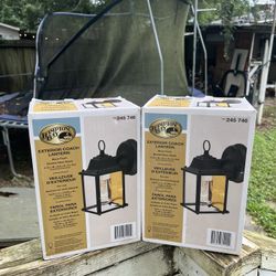 Outdoor Wall Lantern