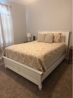 Queen Bed