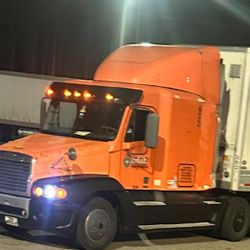 2005 freightliner century for sale