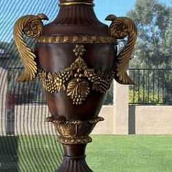 Large Vases With Stands  Decor