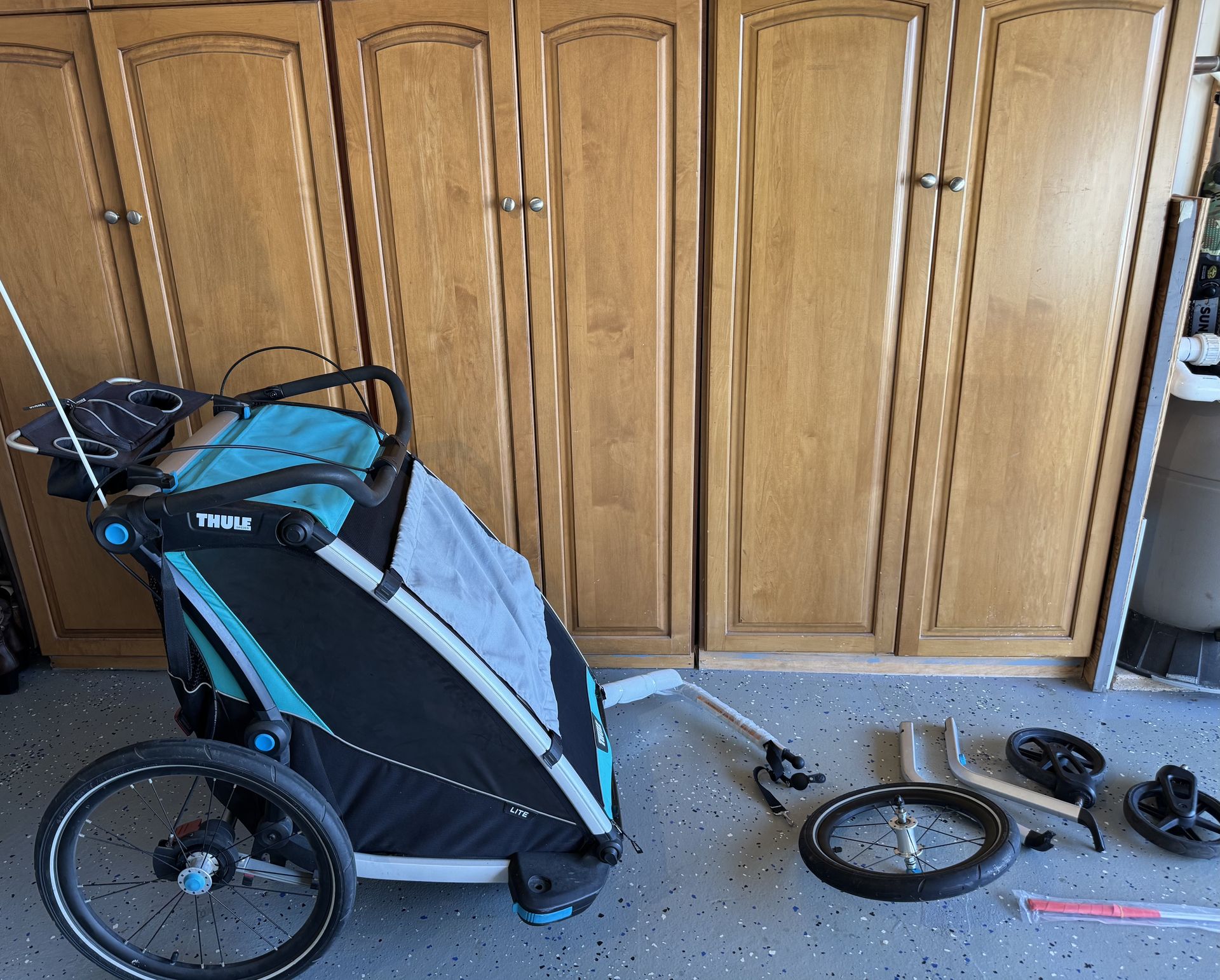 Thule Chariot stroller bike trailer jogger