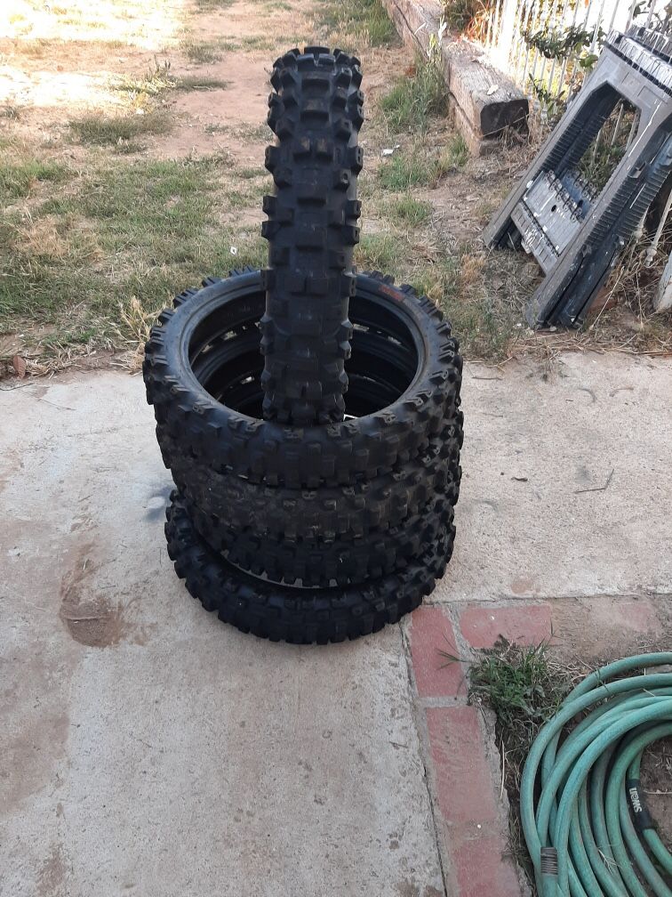 Dirt bike tires