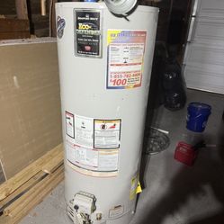 50 Gallon Water Heater Great Shape 