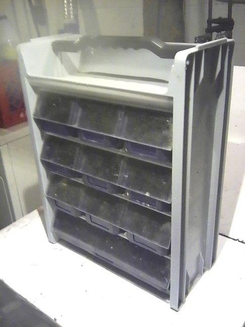 10-Drawer Storage. H-18" W-7" L-14"