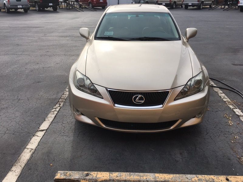 2009 Lexus is250