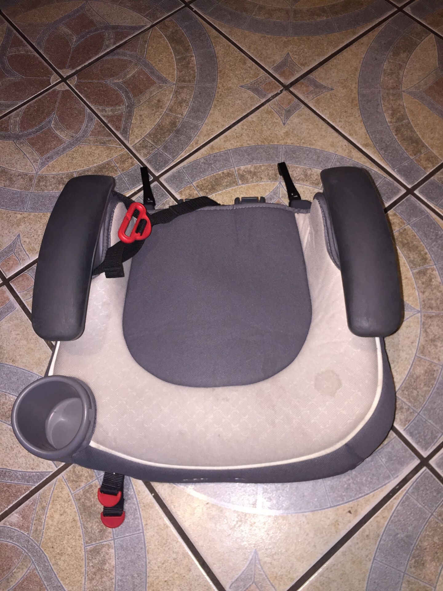 Graco Affix booster seat with latches
