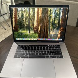 APPLE MACBOOK PRO 15” INTEL 6 CORE i7 16GB RAM 256GB SSD! LOADED!