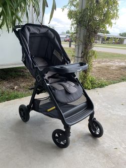 SAFETY 1ST STROLLER