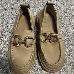 beige sandals/ shoes for kids