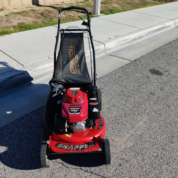 Snapper Mower New Honda Engine Self-Propelled Very Fast New Blade Air Cleaner Spark Plug Oil Change Well Worth The 🤑💰🤑💰🤑💰