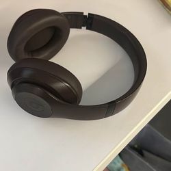 Beats Pro