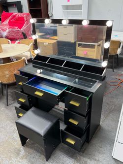 Vanity Desk with Mirror, Makeup Vanity with 9 LED Lights and 7 Storage Drawers & Glass Top and Power Outlet & 3 Lighting Modes and Brightness Adjustab