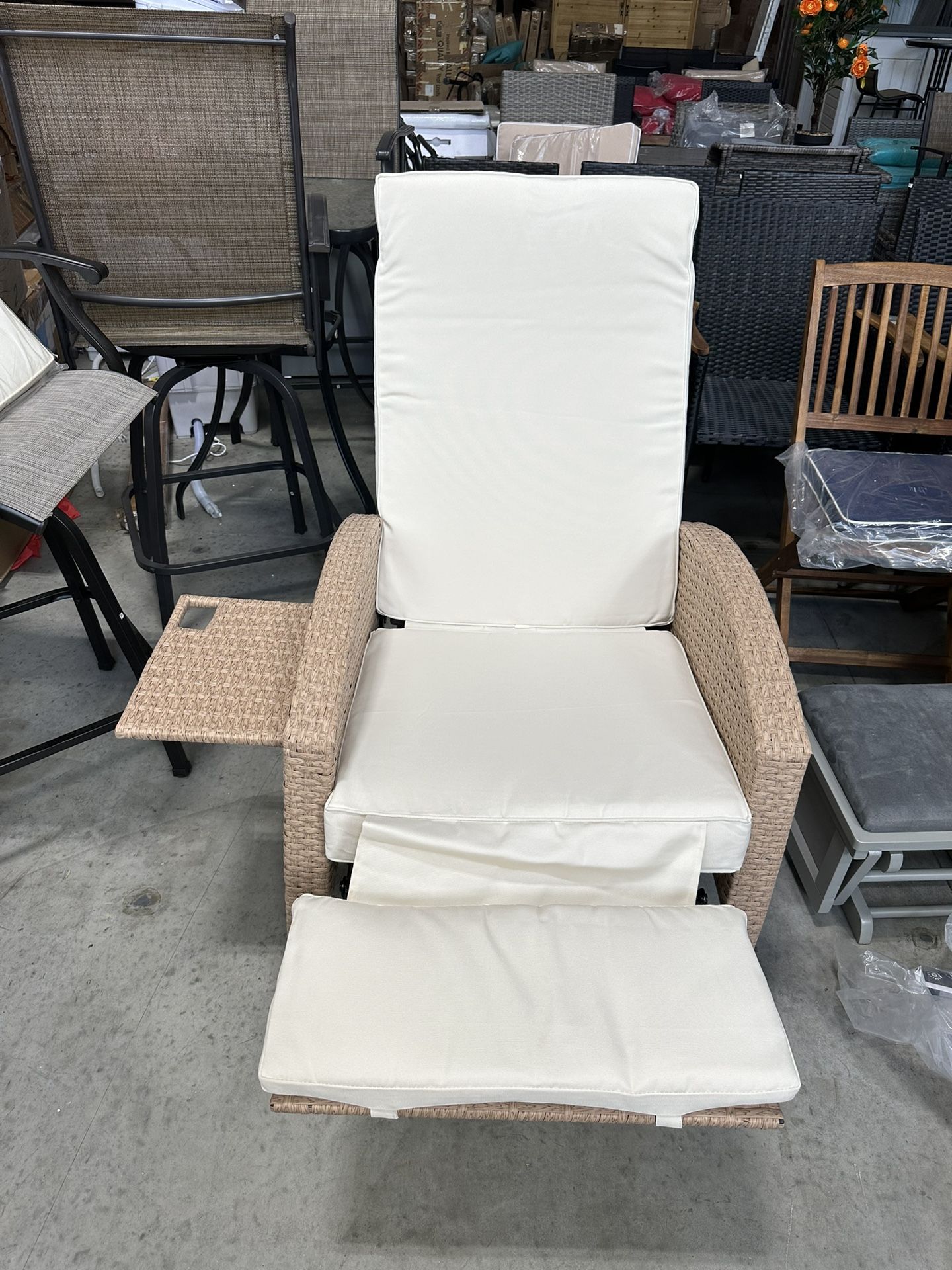 Outsunny Patio Recliner, Outdoor Reclining Chair with Flip Up Side