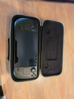 Steam Deck OLED 512 GB with case and charger