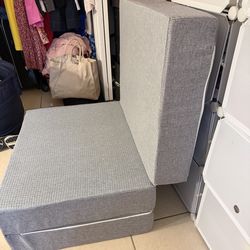 Twin Foldable Floor Mattress / Guest Bed 🛏️