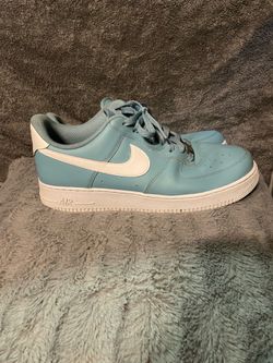 Men’s 12 Nike Air Force 1’s ‘07
