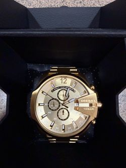 Diesel Gold Watch ￼