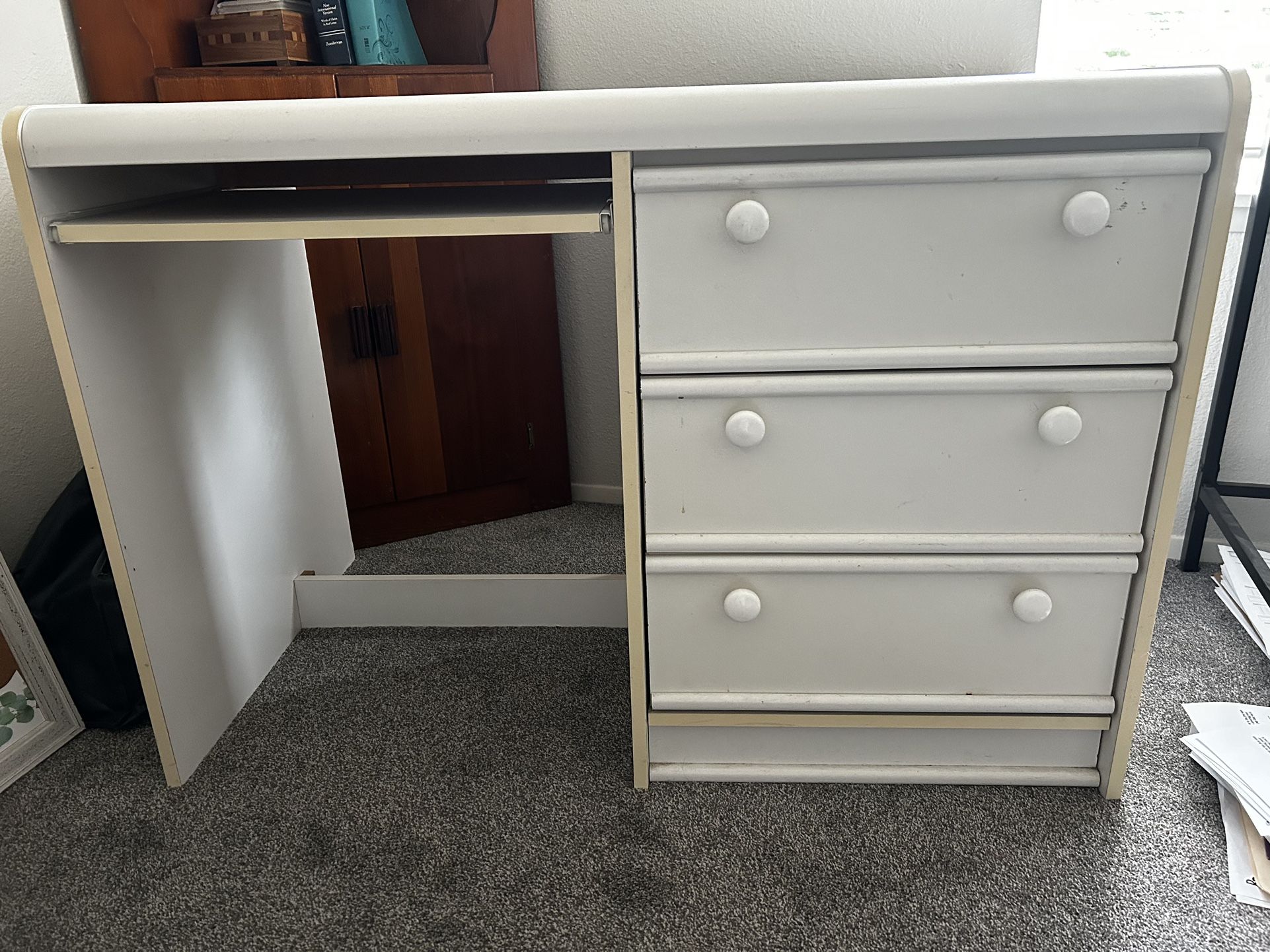 3 Drawer Desk 