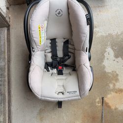 Free Maxi Cost Infant Seat And Base - 
