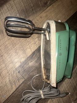 Vintage Retro Hand Mixer 50s 60s Appliance Electric Works