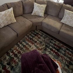 Big Sectional Dark Tan Couch 