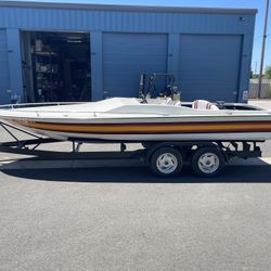 21’ Mini Day Crusier