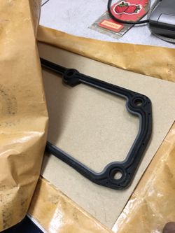 Valve cover gasket 1 Dodge Caravan 01/04 3.3 3.8 V6 MOPAR 1-04781528AA
