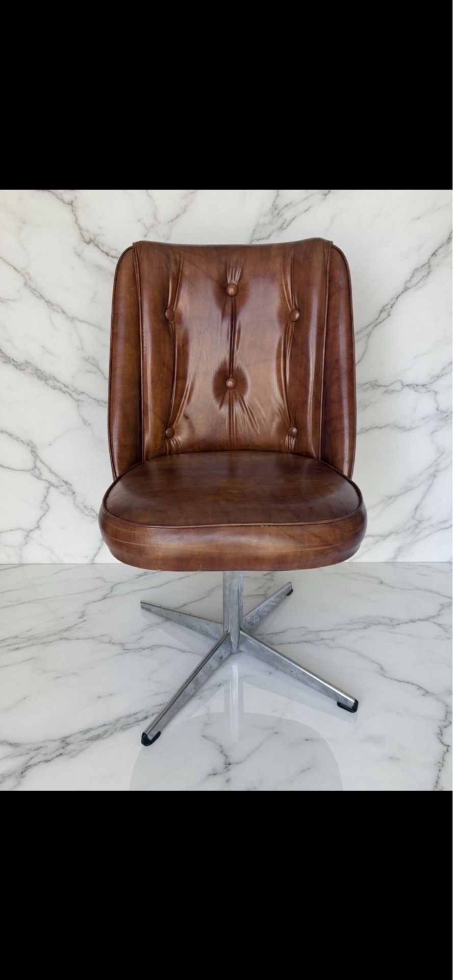 *Vintage* 1960s Douglas Faux Leather Swivel Office Chair