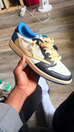 Travis Scott Jordan 1 fragment lows