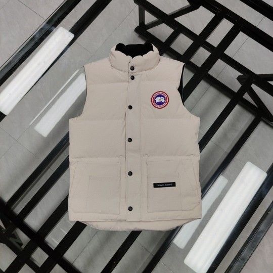Canada Goose White Jacket Vest