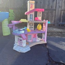 Little People Barbie House- FREE