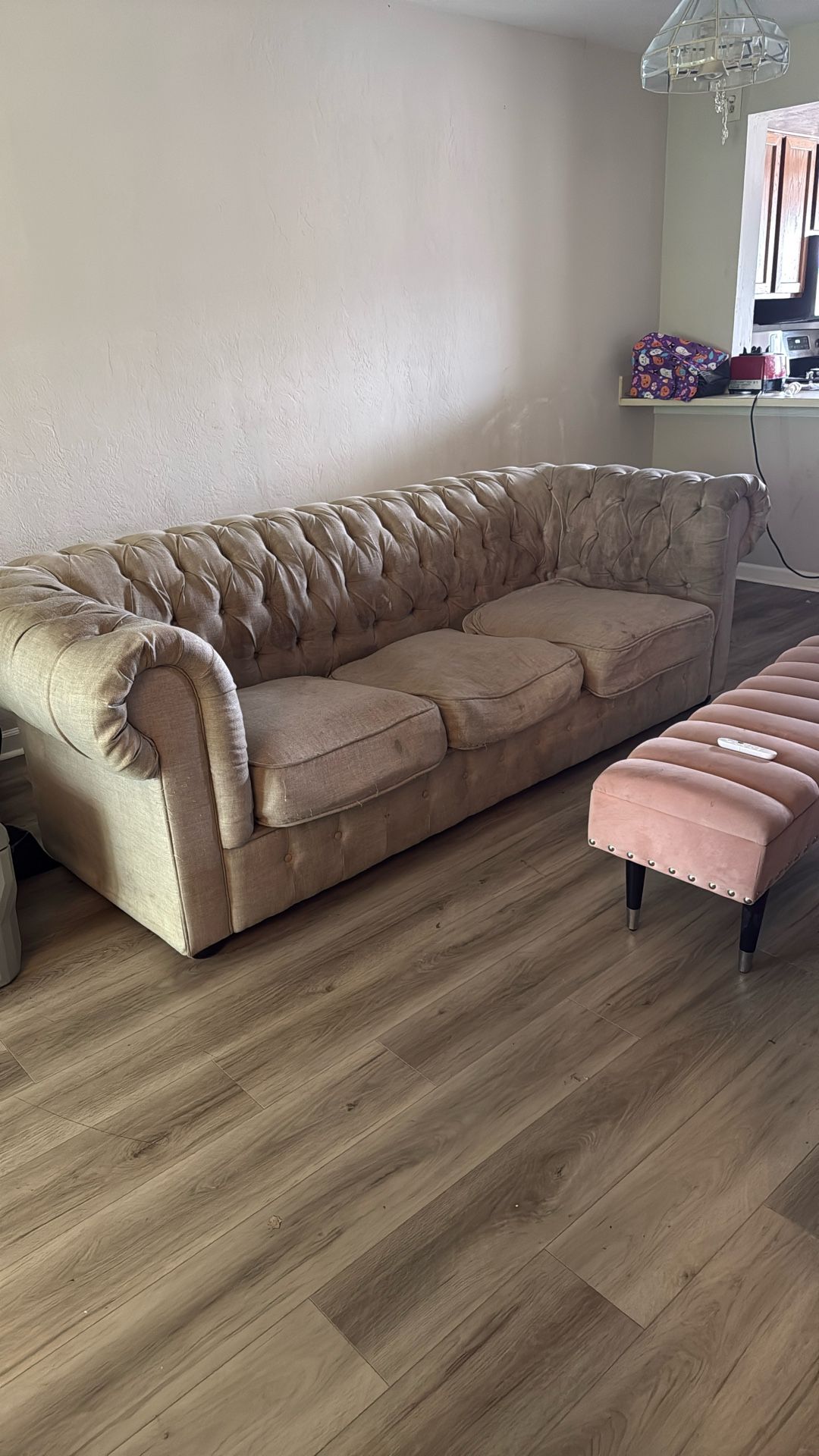 Free Chesterfield Linen Sofa
