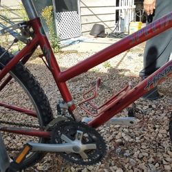 Specialized Hard Rock Womans Bike