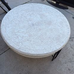 Coffee Table , 3 Feet In Diameter