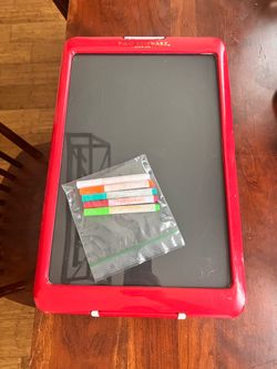 FAO Schwarz Light-Up Drawing Board with Markers