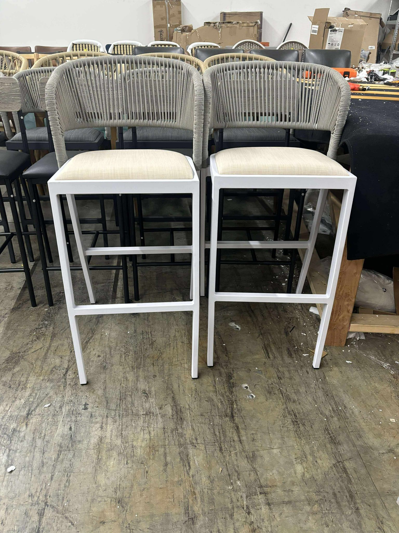 PURPLE LEAF Bar Stool Set of 2 Outdoor Rattan Bar Chair with Back Metal Bar Height Stool Wicker Barstool White