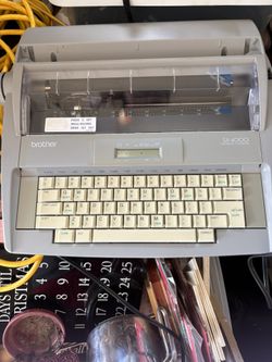 Brother SX-4000 Portable Professional Touch Keyboard Electronic Typewriter Works
