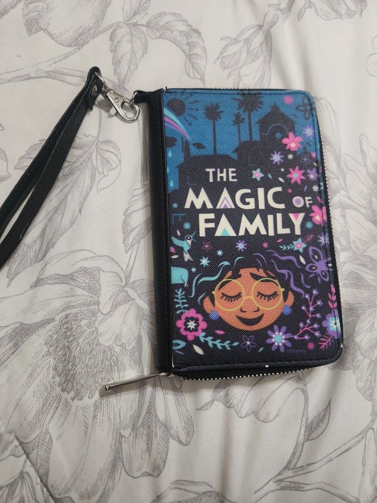 Disney Buckle Down Loungefly And Danielle Nicole Wallets