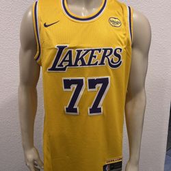  Los Angeles Lakers Jersey Luka Doncic #77  Stitched 