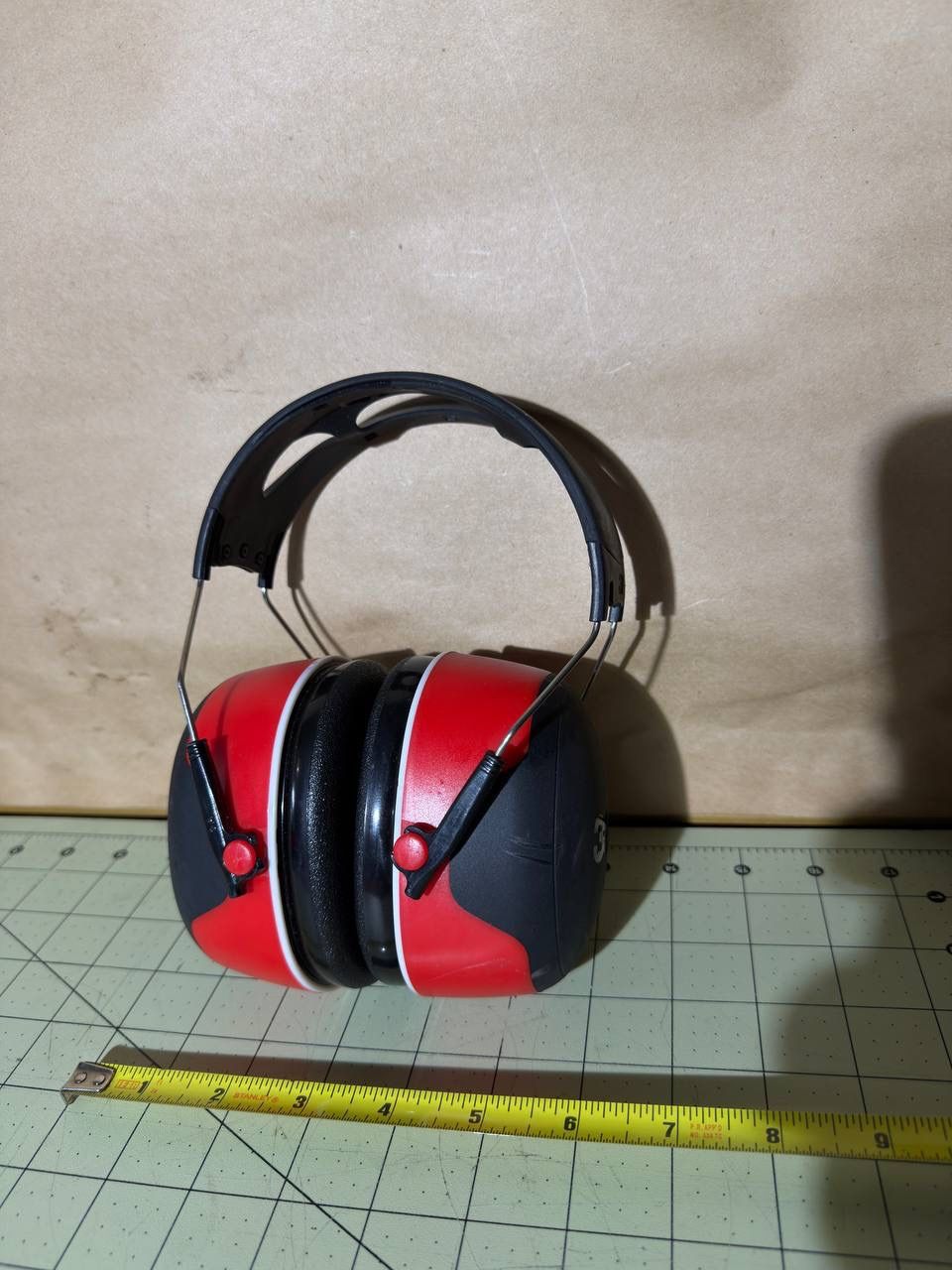 Pro-Grade Earmuff by 3M 