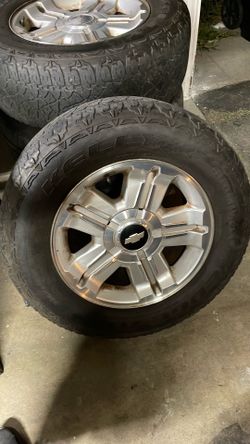 Chevrolet Silverado Z71 rims/tires 265/65R18
