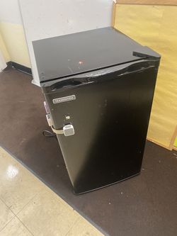Mini Fridge For Saw