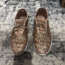 Gold glitter sneakers Woman’s US 8 #glitter #shoes