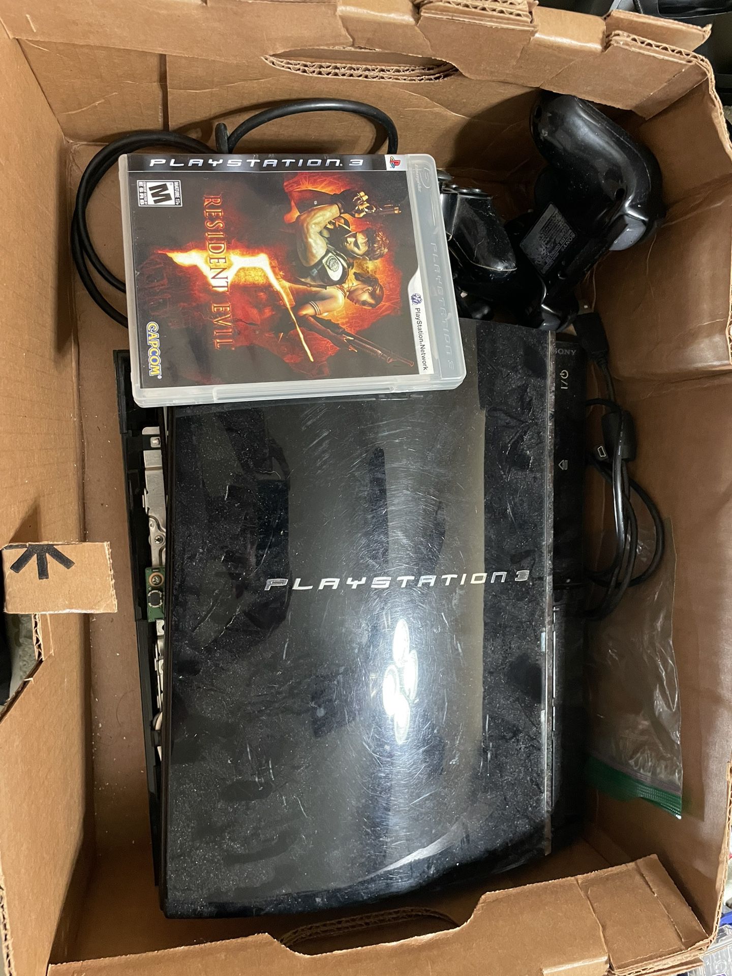 PS3 For Parts Possibly Resident Evil 5 Inside Disc Cartridge