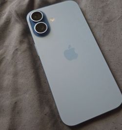 iPhone 17