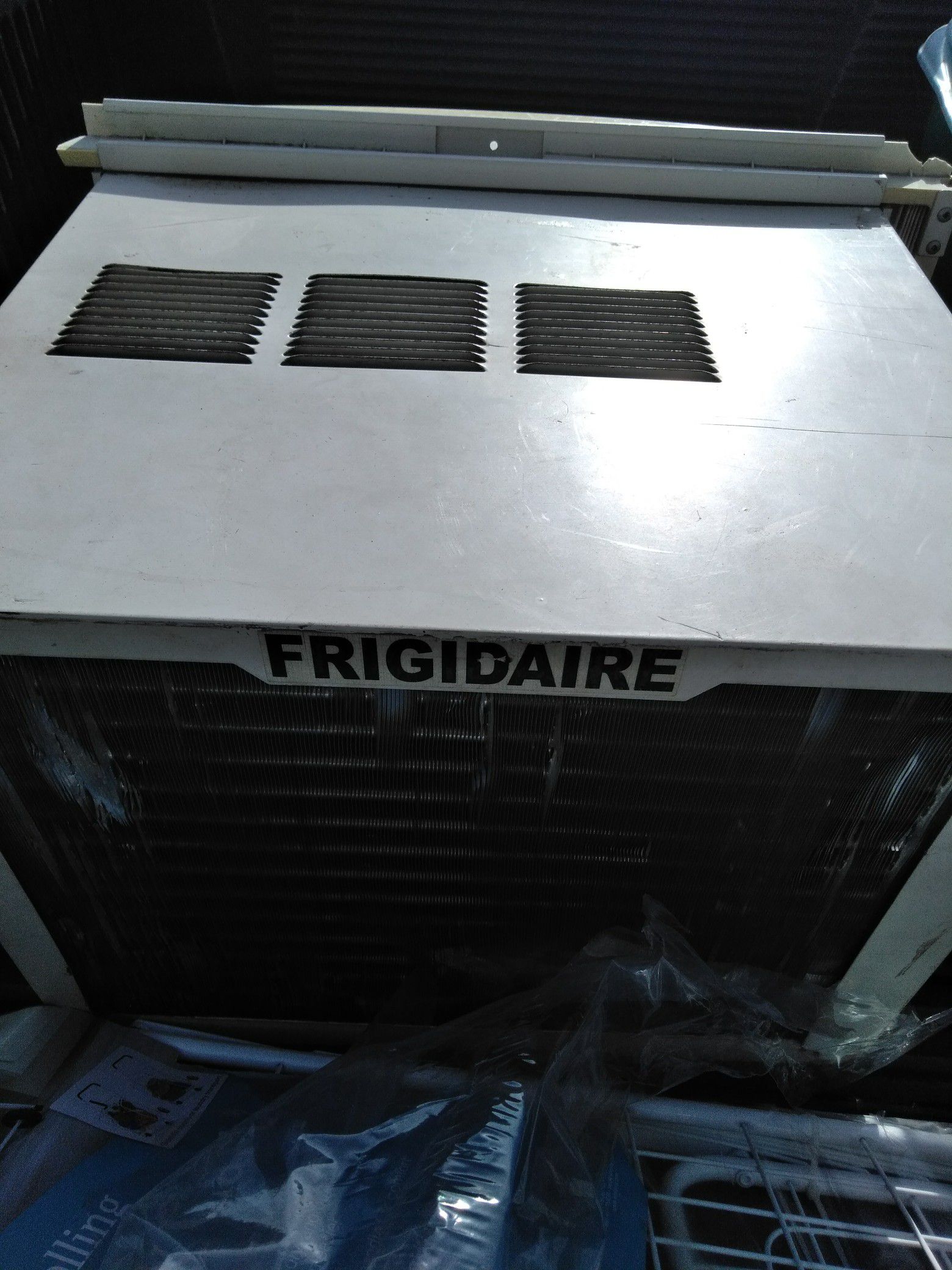 Frigidare air conditioner