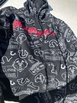 Men’s Pull Over Hoodie